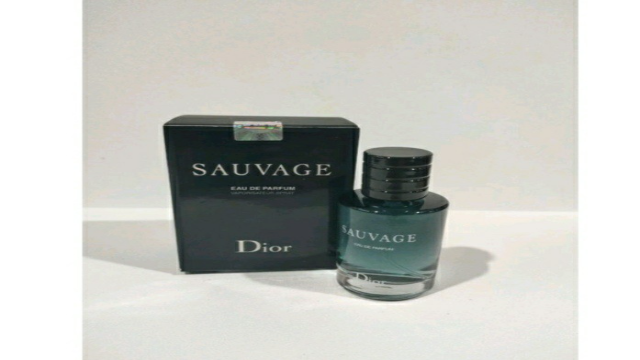'Dior Sauvage' Laris Manis